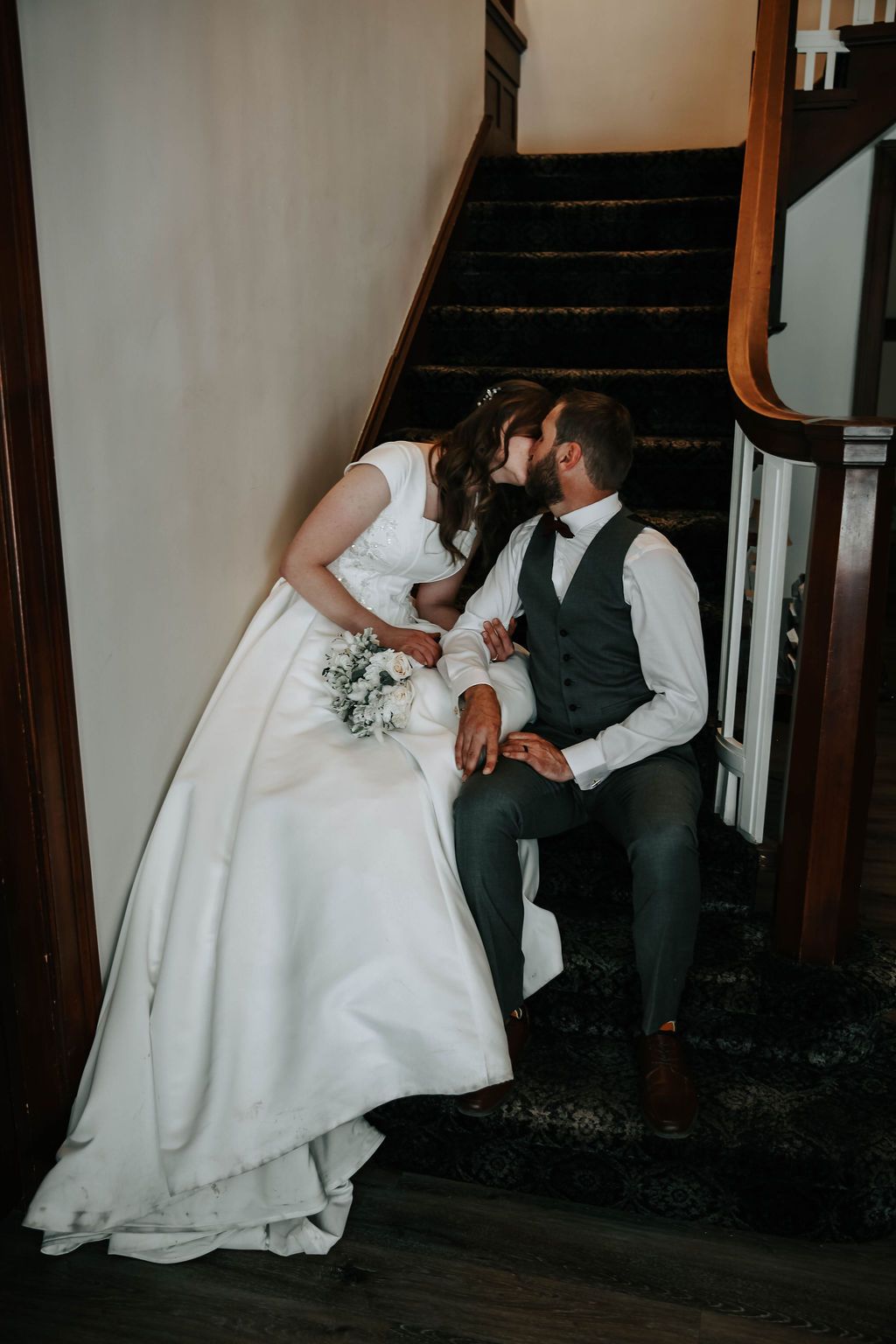 july wedding at the norland historic estate in lethbridge alberta
