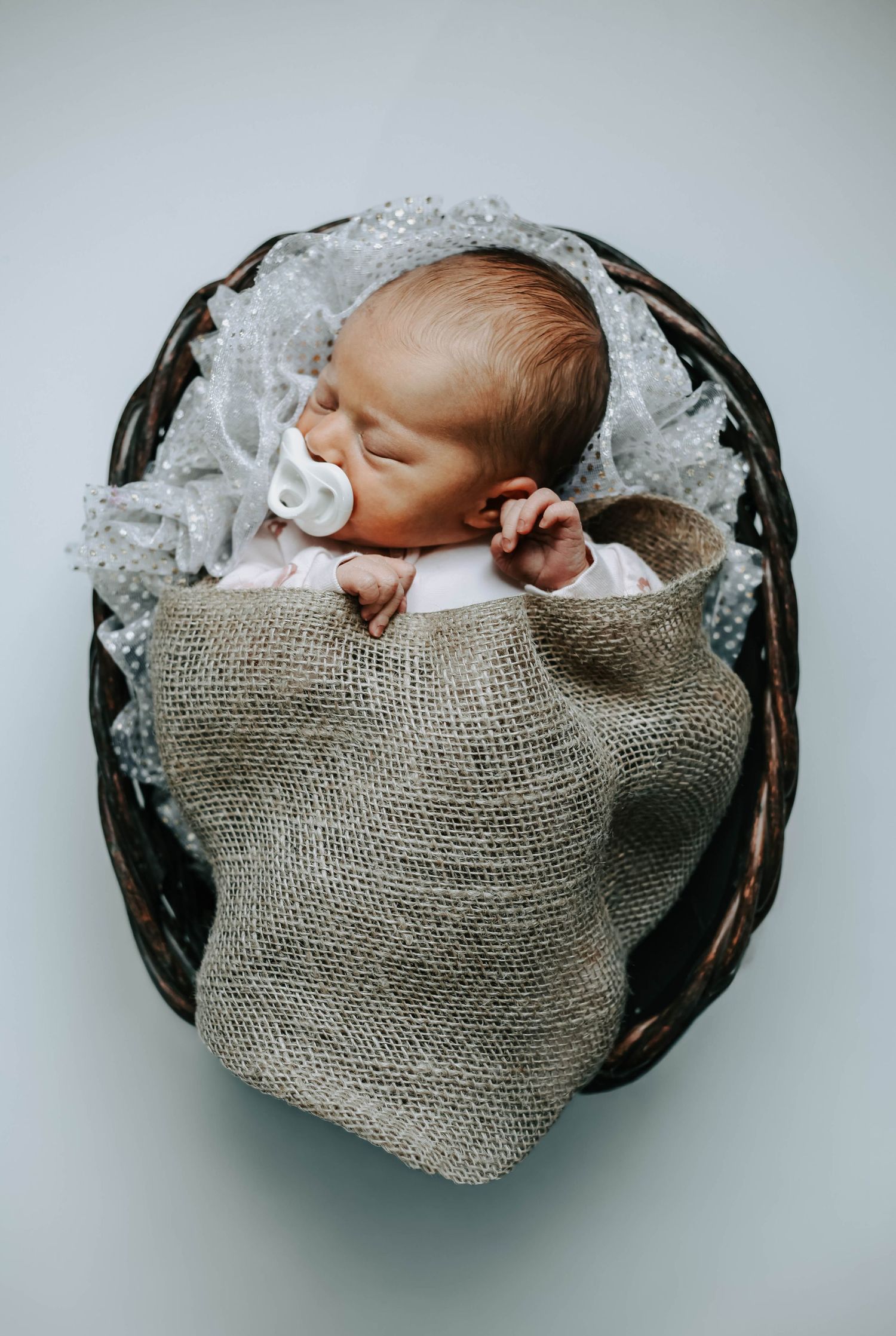newborn photographers lethbridge