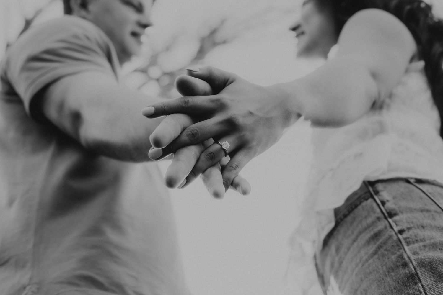 engagement session at popson park in lethbridge alberta