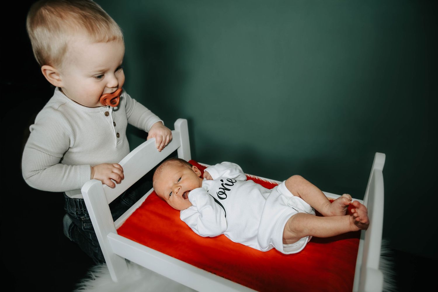 newborn photographers lethbridge