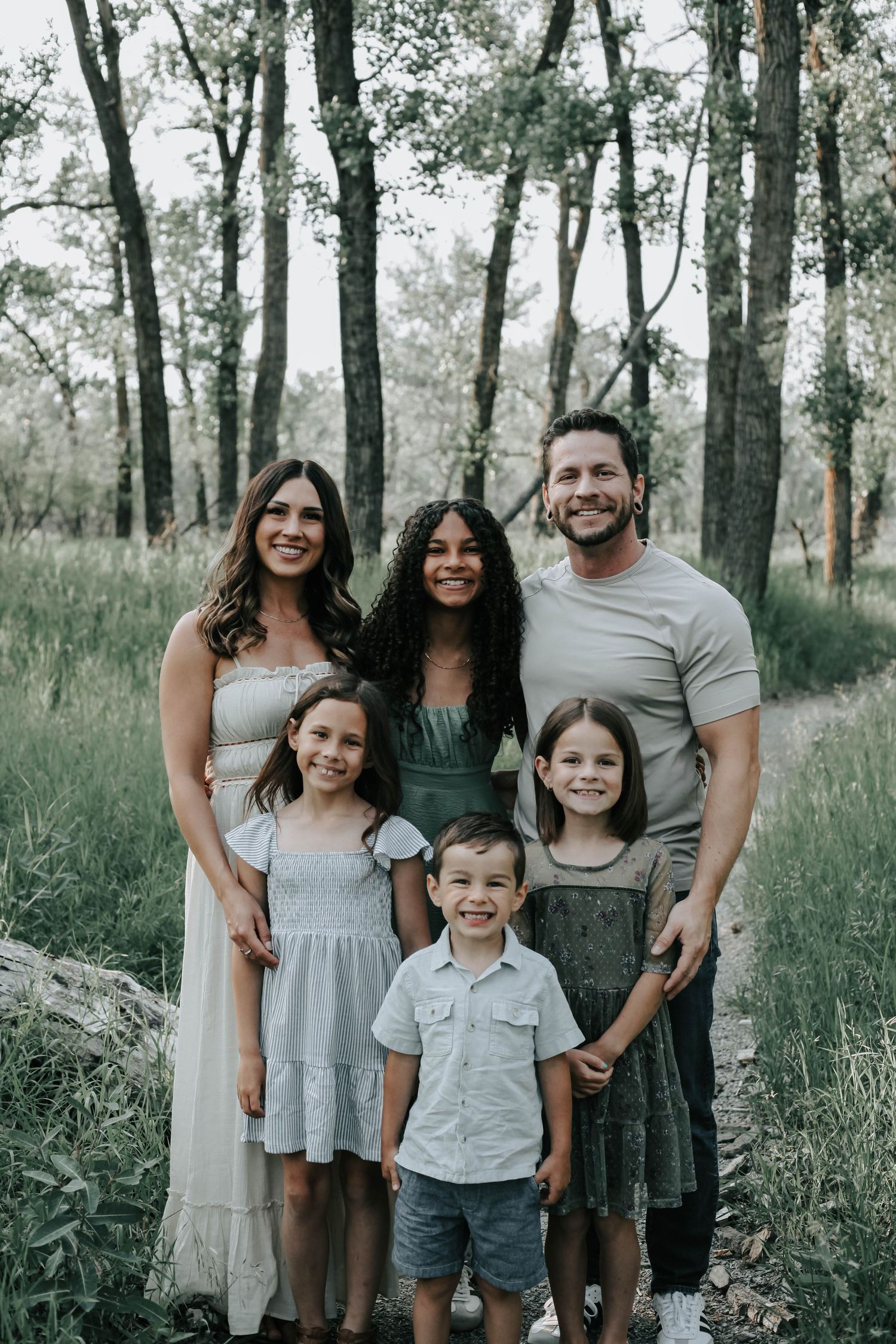 family photography in lethbridge alberta by family photographer allie cooke photography