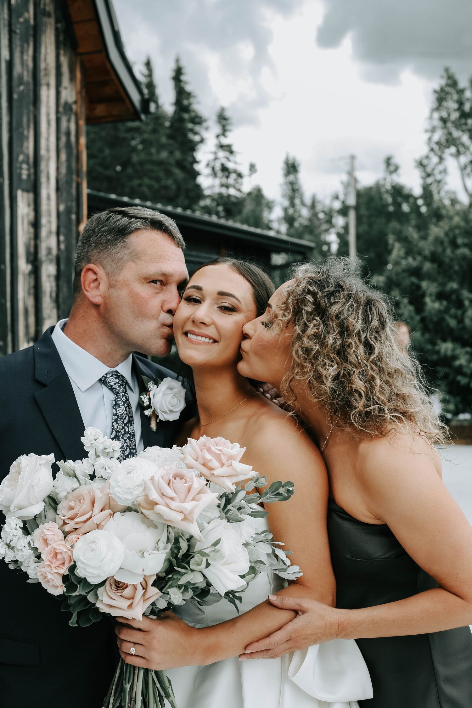 best barn wedding locations and venues in alberta