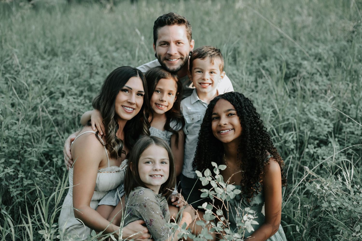 family photography in lethbridge alberta by family photographer allie cooke photography