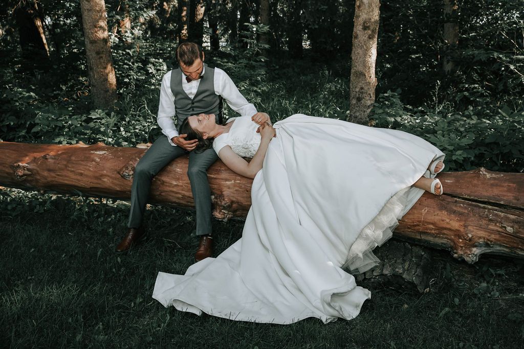 july wedding at the norland historic estate in lethbridge alberta