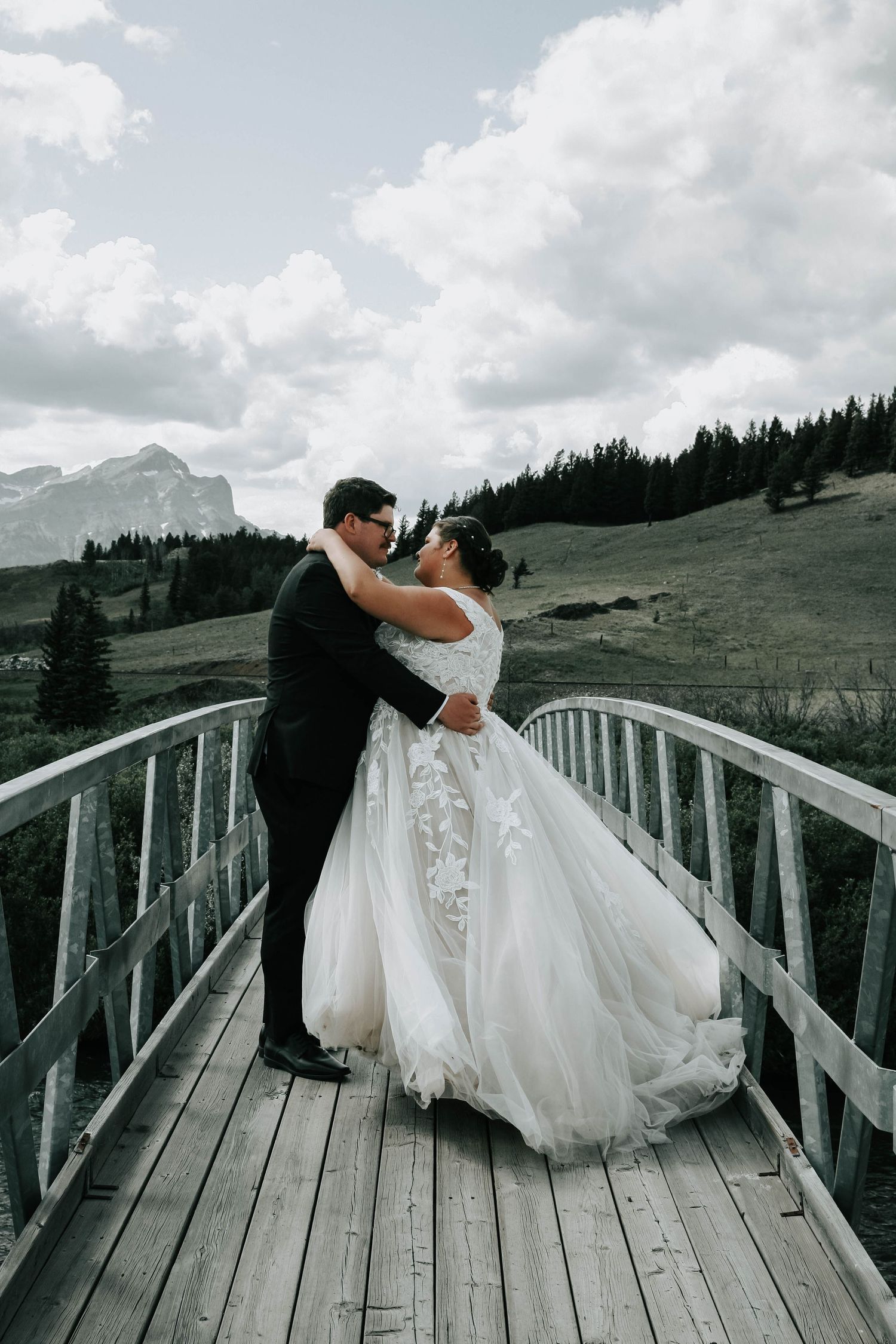 Southern Alberta wedding photographer