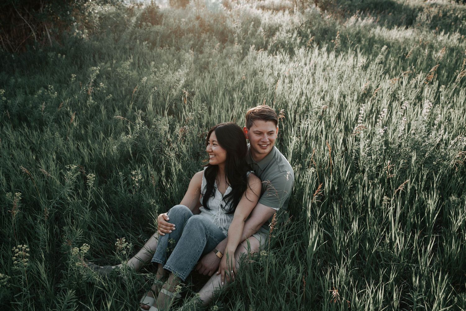 engagement session at popson park in lethbridge alberta