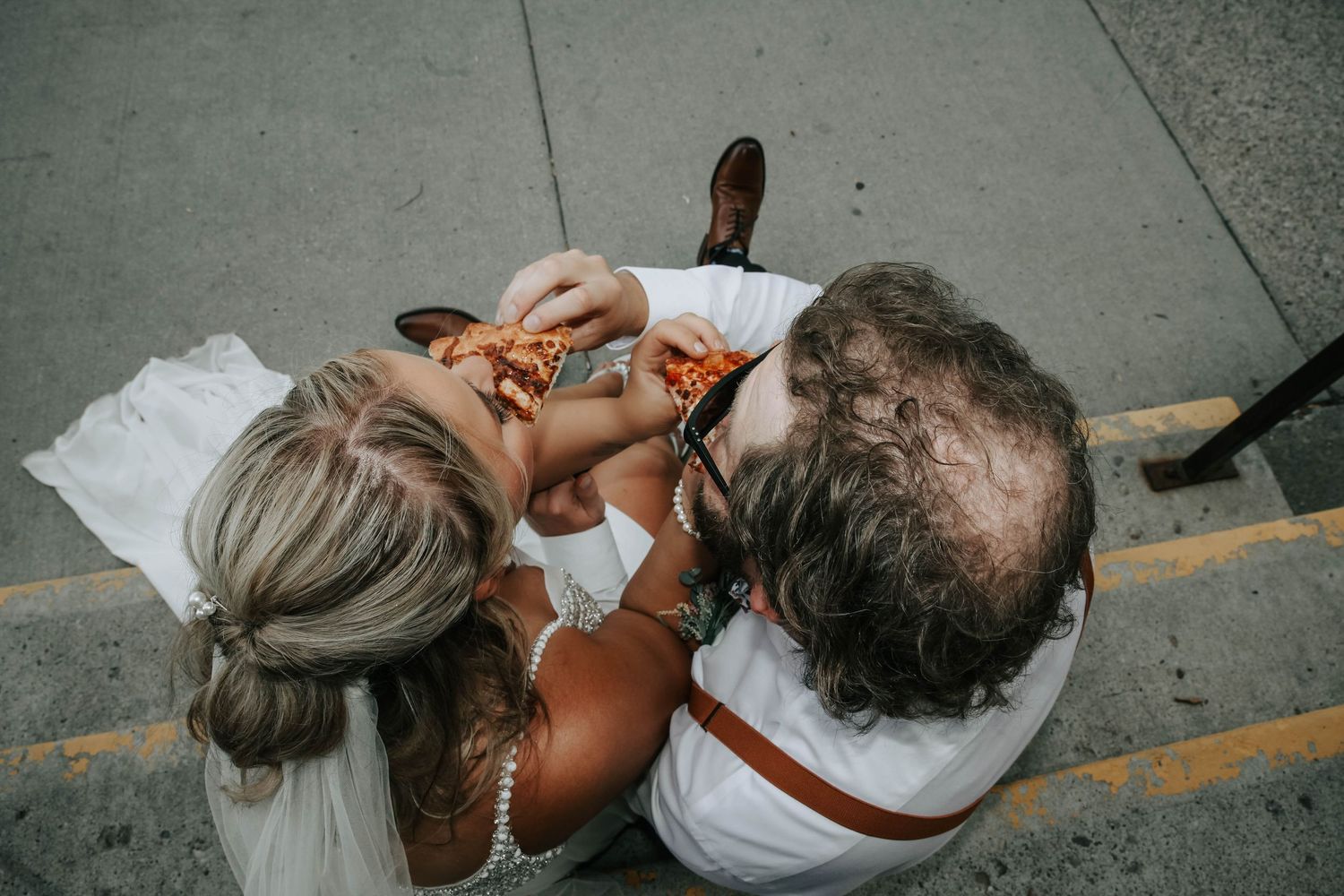 wedding photography in lethbridge alberta, downtown couples and bridal party pictures