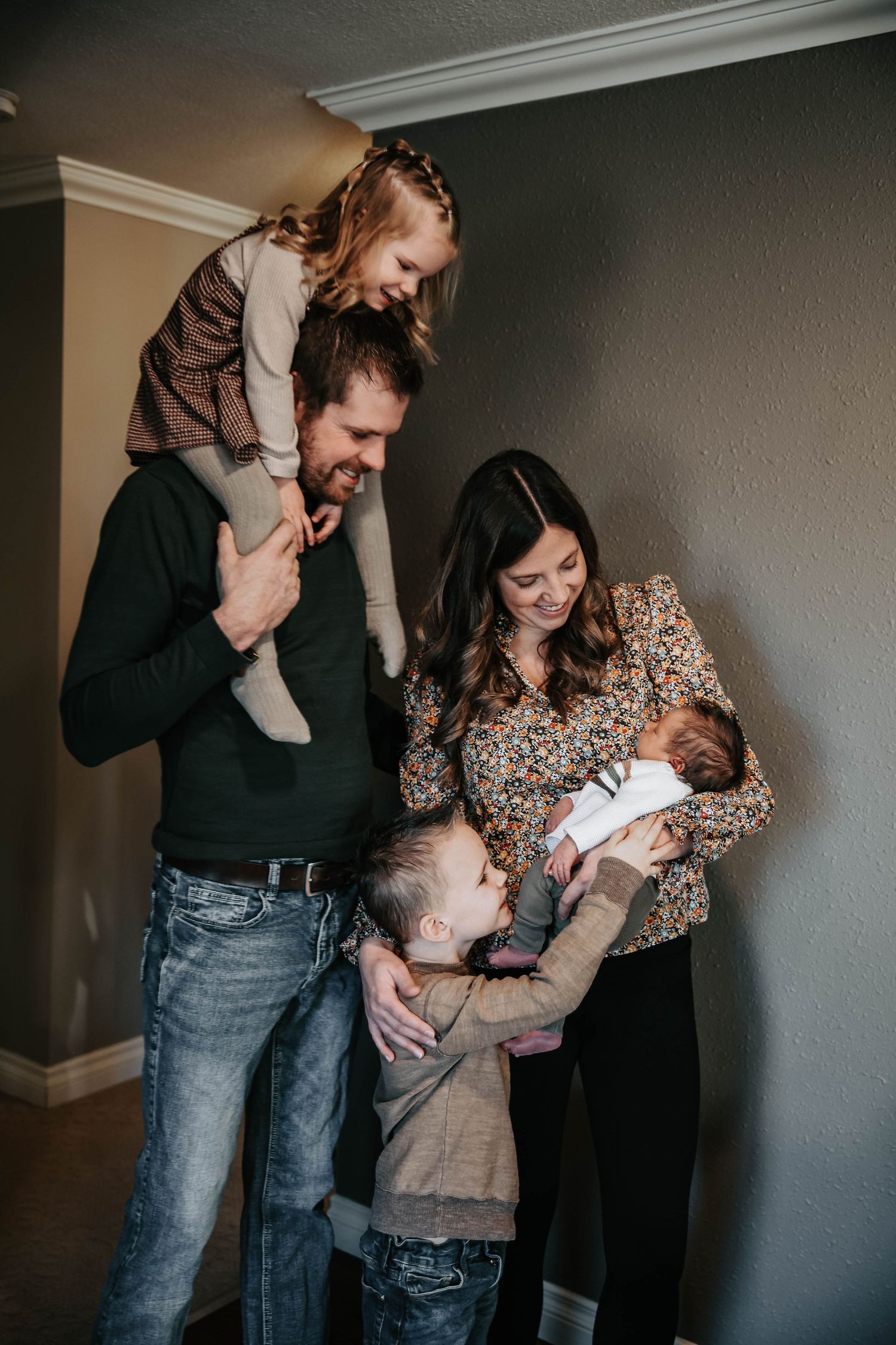 newborn photographers lethbridge