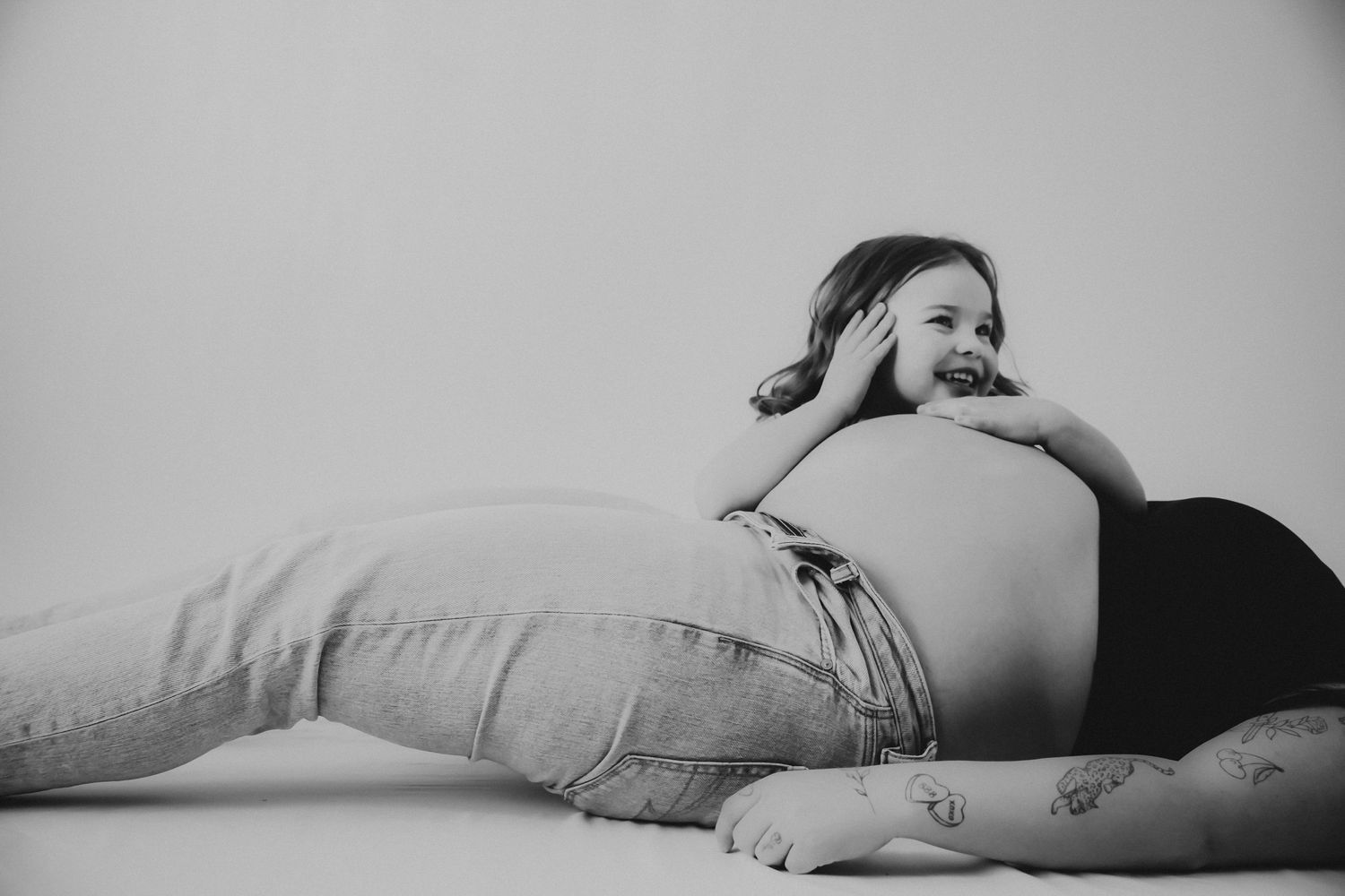 Lethbridge Maternity Photographer