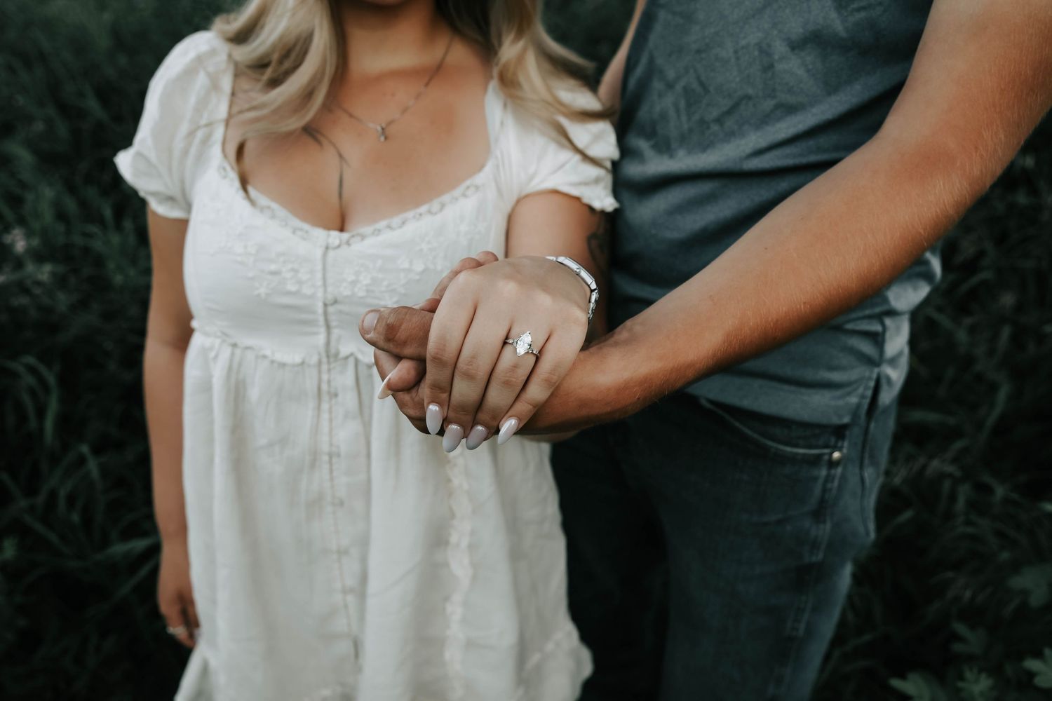 couples and engagement photography in lethbridge alberta