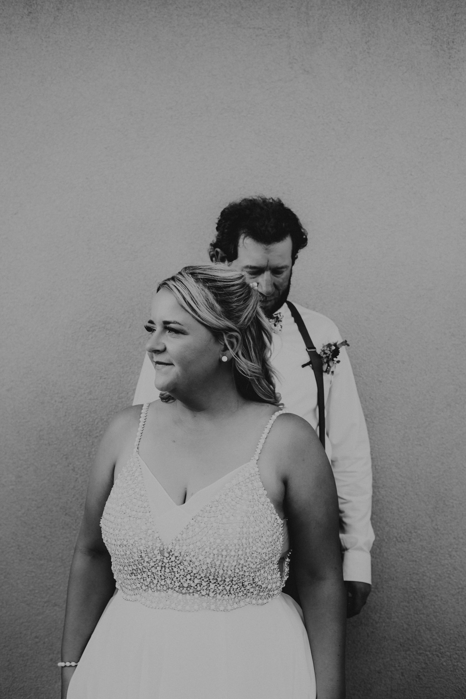 wedding photography in lethbridge alberta, downtown couples and bridal party pictures