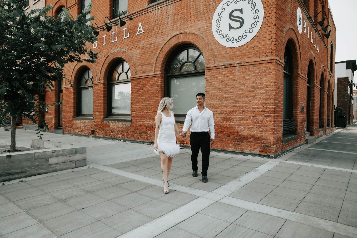 downtown lethbridge engagement session