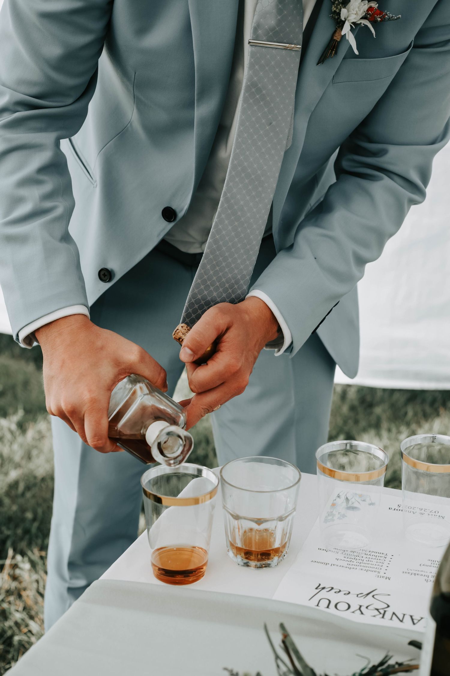 payne lake lodge wedding photos
