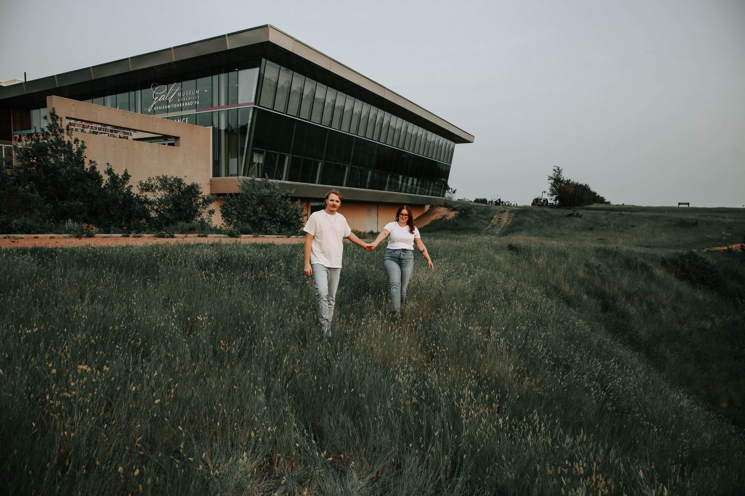 engagement session photo shoots at the galt museum in lethbridge alberta