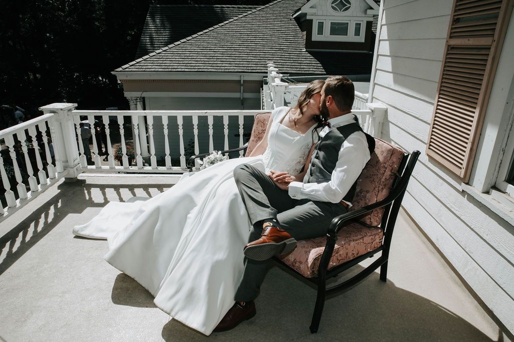 july wedding at the norland historic estate in lethbridge alberta