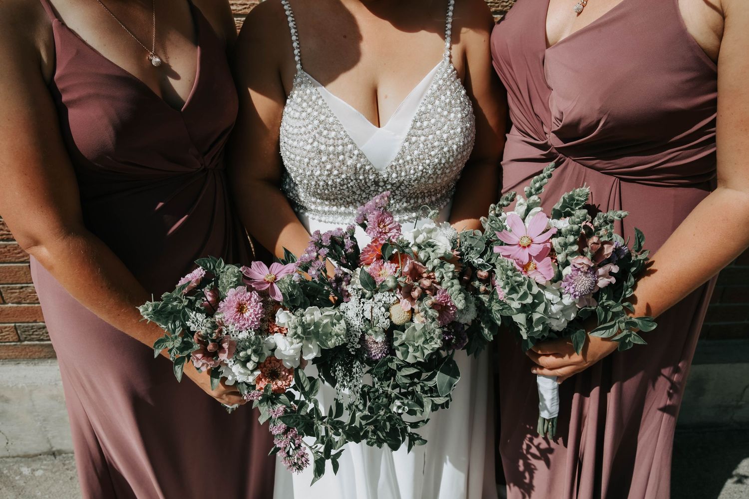 wedding photography in lethbridge alberta, downtown couples and bridal party pictures
