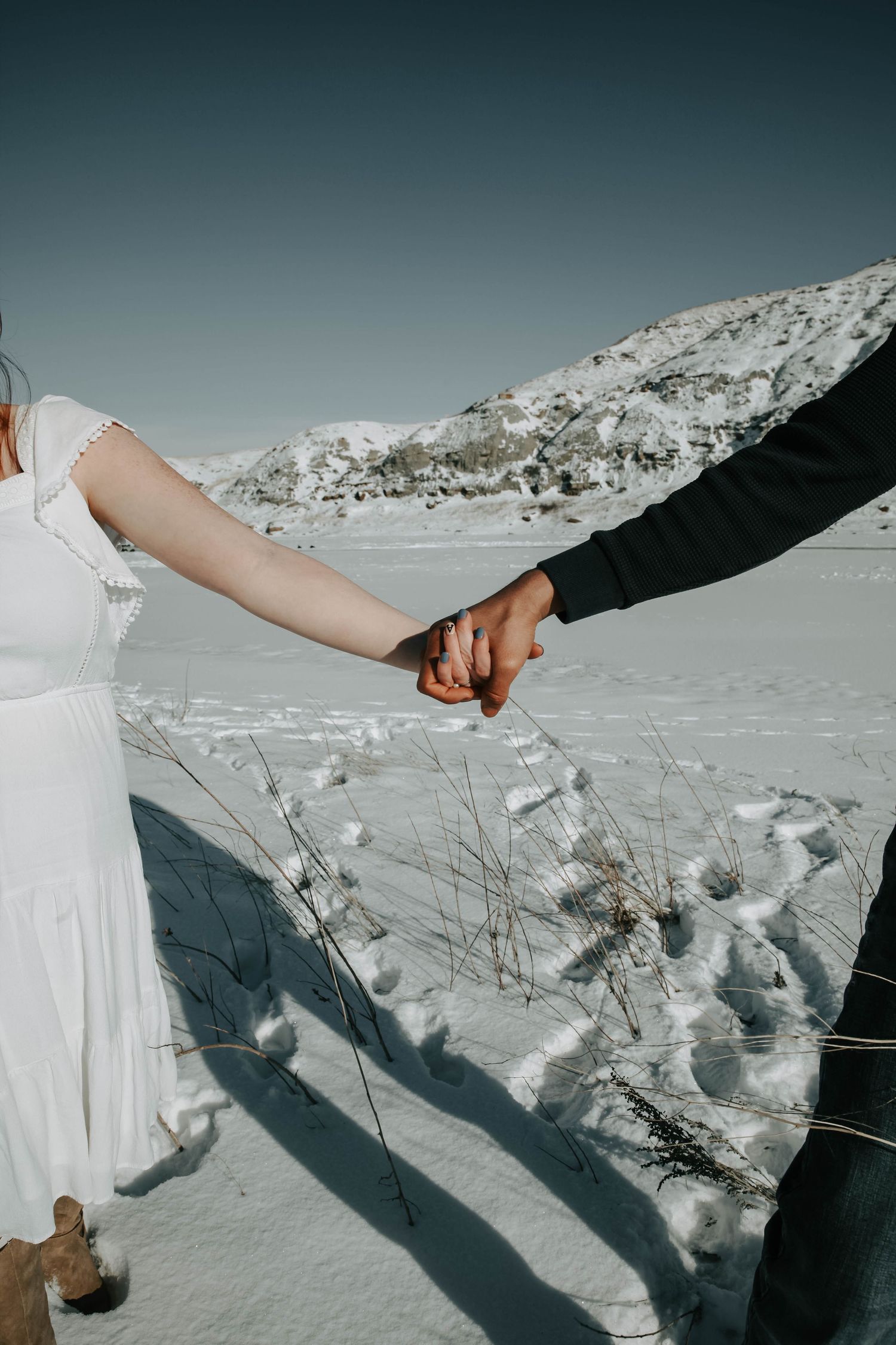 couples photography in lethbridge alberta, couples poses