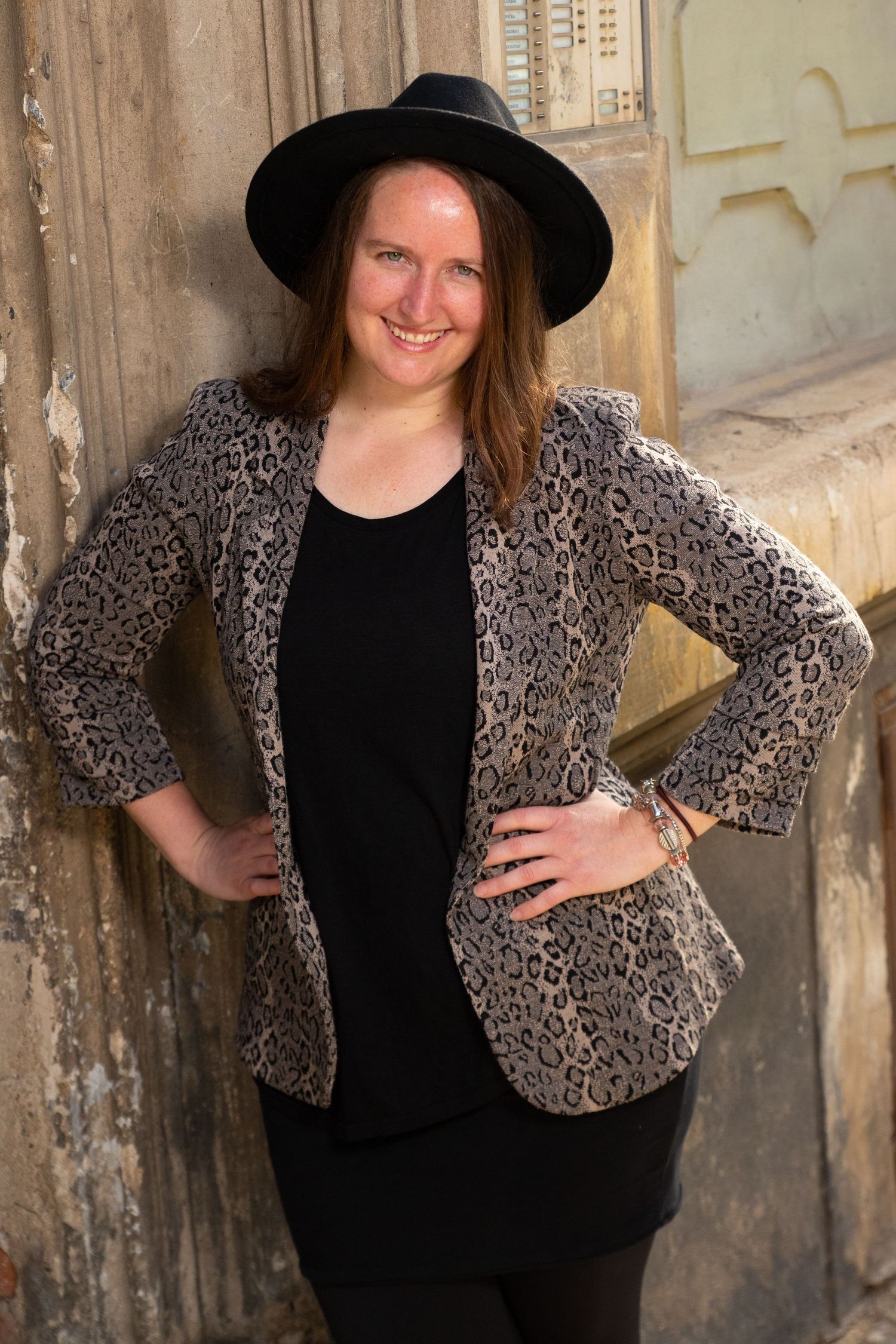 A wayfarer client of E. D. Simpson Photography taken in her home in Prague, Czech Republic.