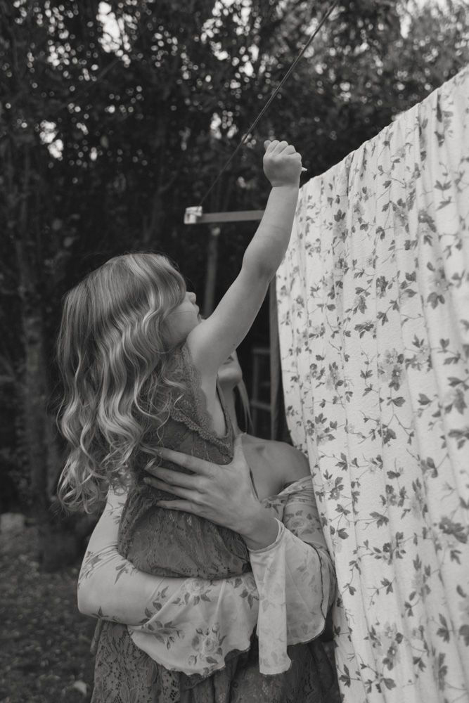 Children playing together during an outdoor family session