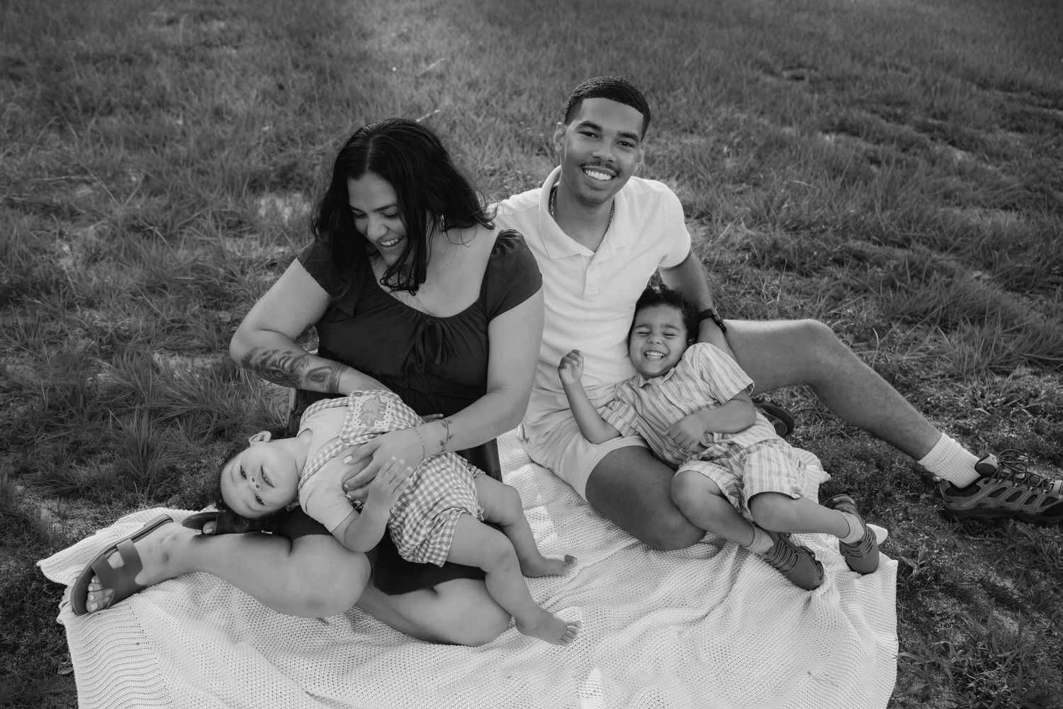 North Carolina wedding & portrait photographer serving Fayetteville and Eastern NC, specializing in couples, families, maternity & newborns.