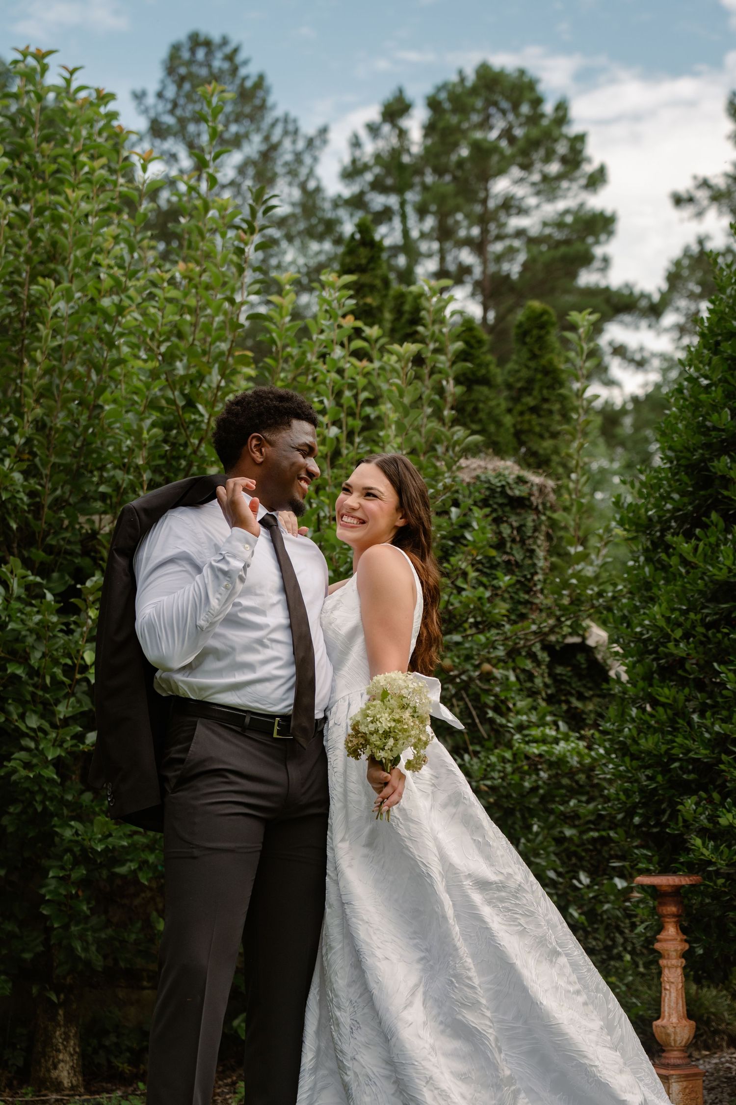 North Carolina wedding & portrait photographer serving Fayetteville and Eastern NC, specializing in couples, families, maternity & newborns.
