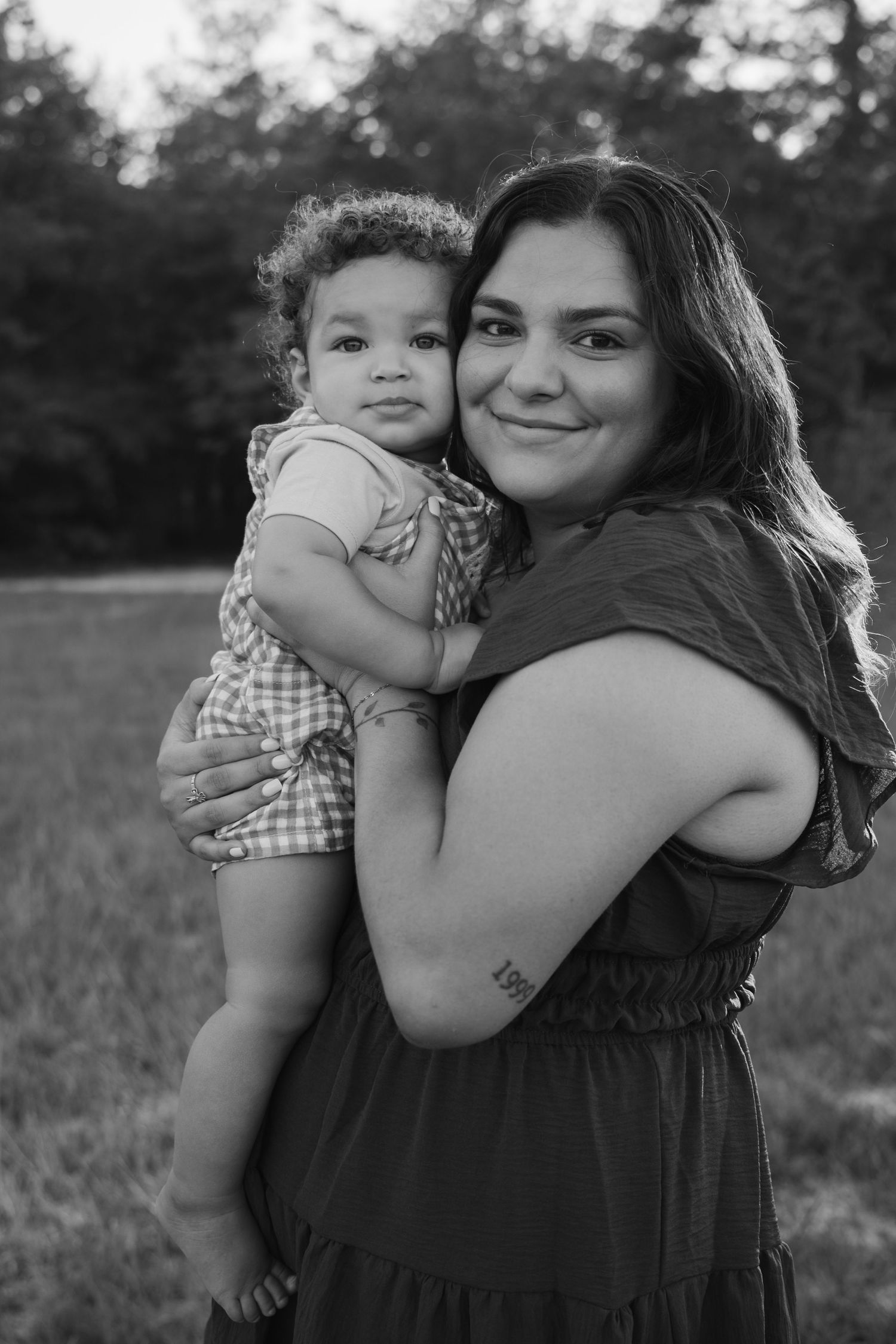 North Carolina wedding & portrait photographer serving Fayetteville and Eastern NC, specializing in couples, families, maternity & newborns.