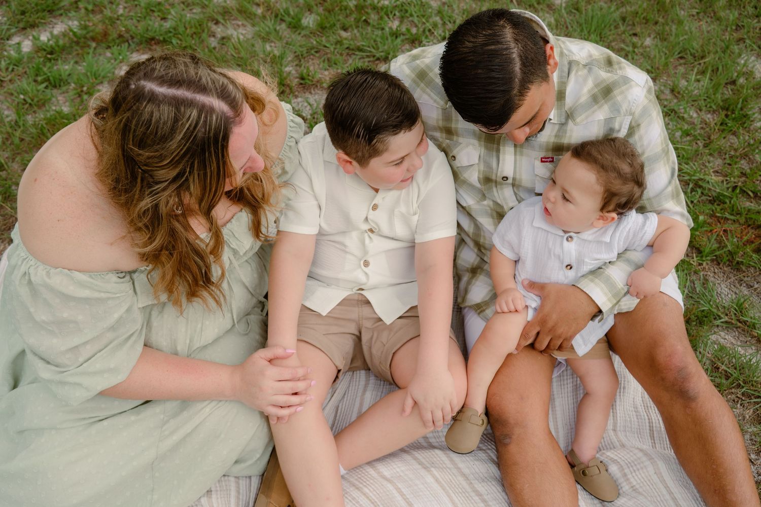 North Carolina wedding & portrait photographer serving Fayetteville and Eastern NC, specializing in couples, families, maternity & newborns.