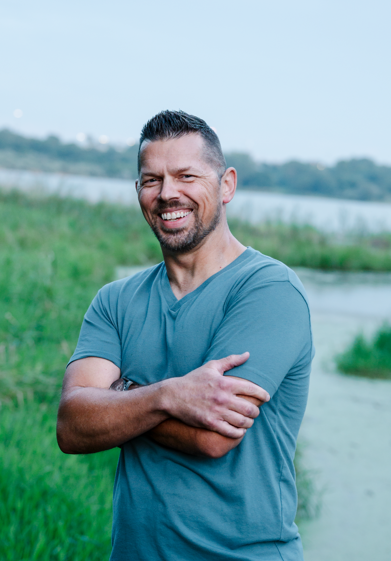 Outdoor individual portrait at Chalco Hills in Omaha, Nebraska