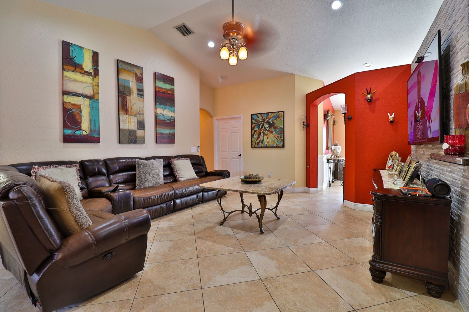 Living room of 3111 Buccaneer Rd