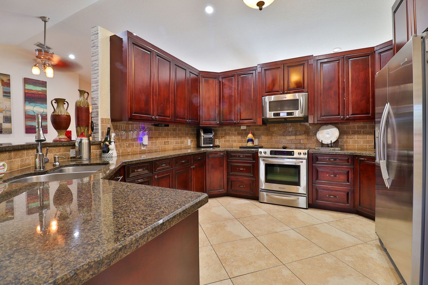 Kitchen of 3111 Buccaneer Rd