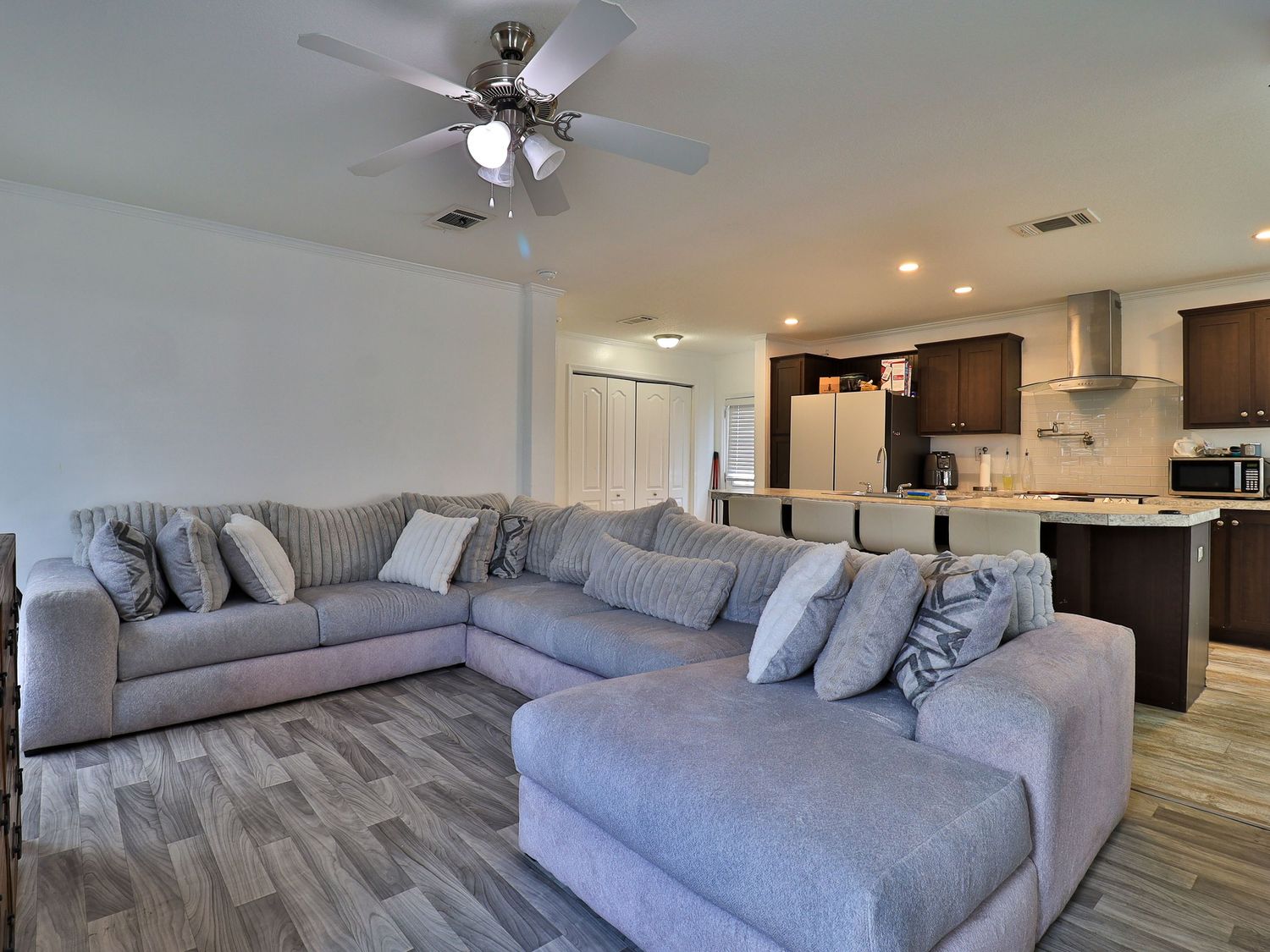 Living room of 169 Plantation Blvd