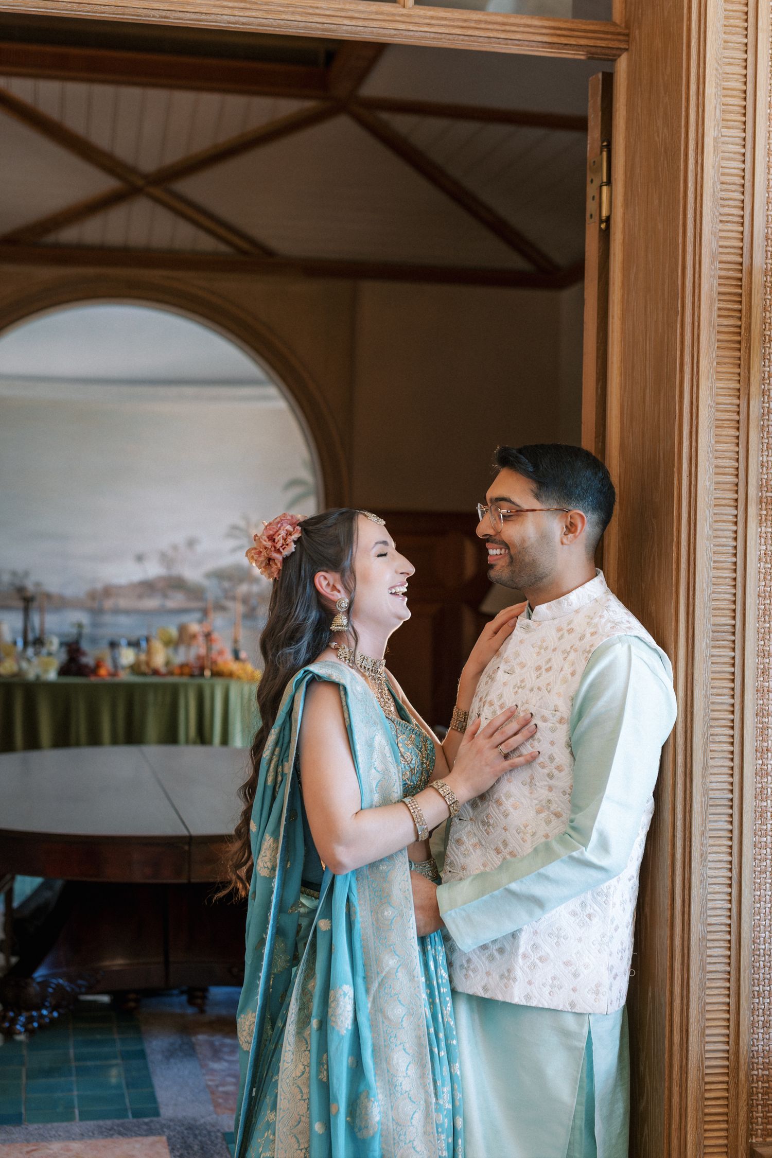 natural joyful moment couple at casa bons ares, Herdade do Peru Portugal