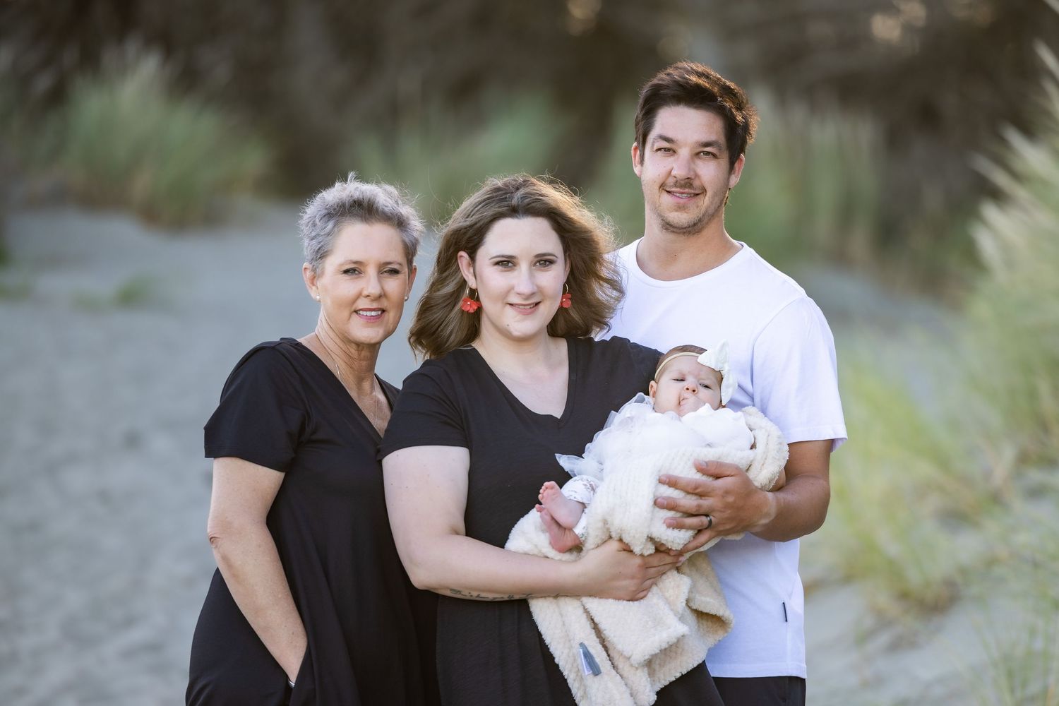 Christchurch family photographer, newborn, lifestyle family photography, Canterbury, couples, maternity, wedding, portrait, love, engagement