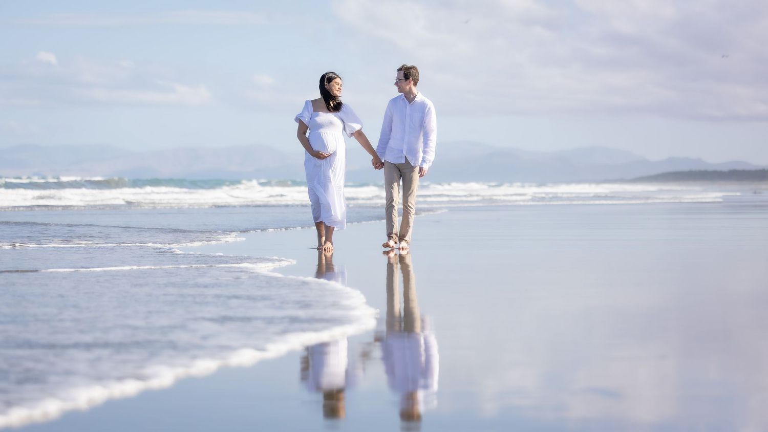 Christchurch family photographer, newborn photographer Christchurch, lifestyle family photography Canterbury, natural maternity photography,