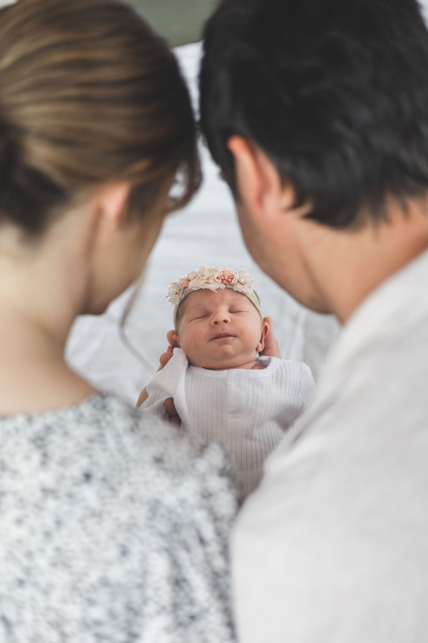 Christchurch family photographer, newborn photographer Christchurch, lifestyle family photography Canterbury, natural maternity photography,