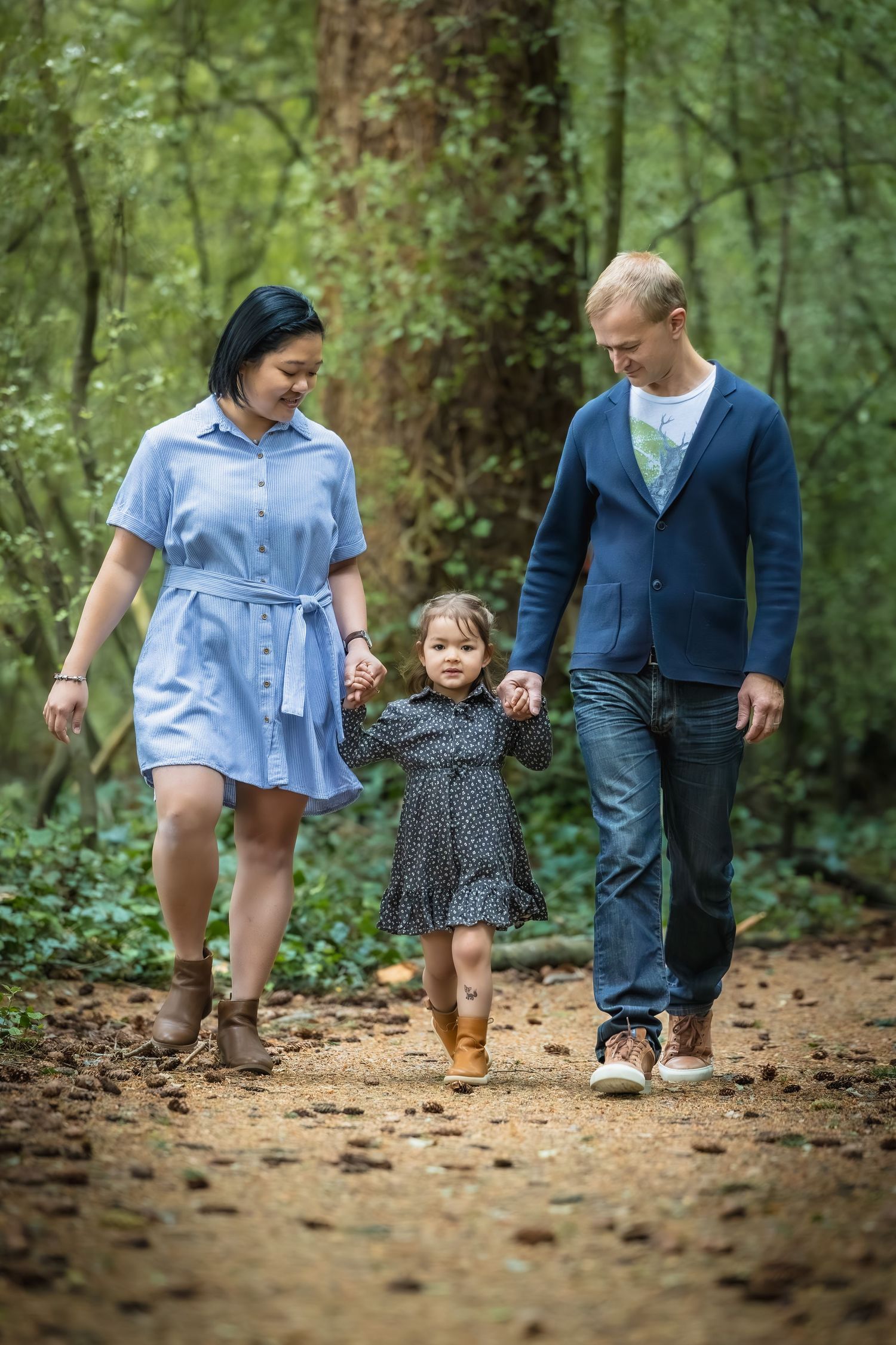 Christchurch family photographer, newborn, lifestyle family photography, Canterbury, couples, maternity, wedding, portrait, love, engagement
