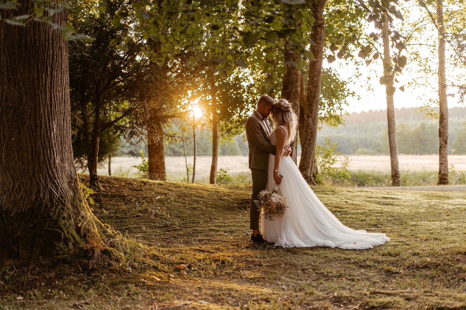 Diskrete Hochzeitsfotografie Augsburg, München, weltweit für VIP-Hochzeiten