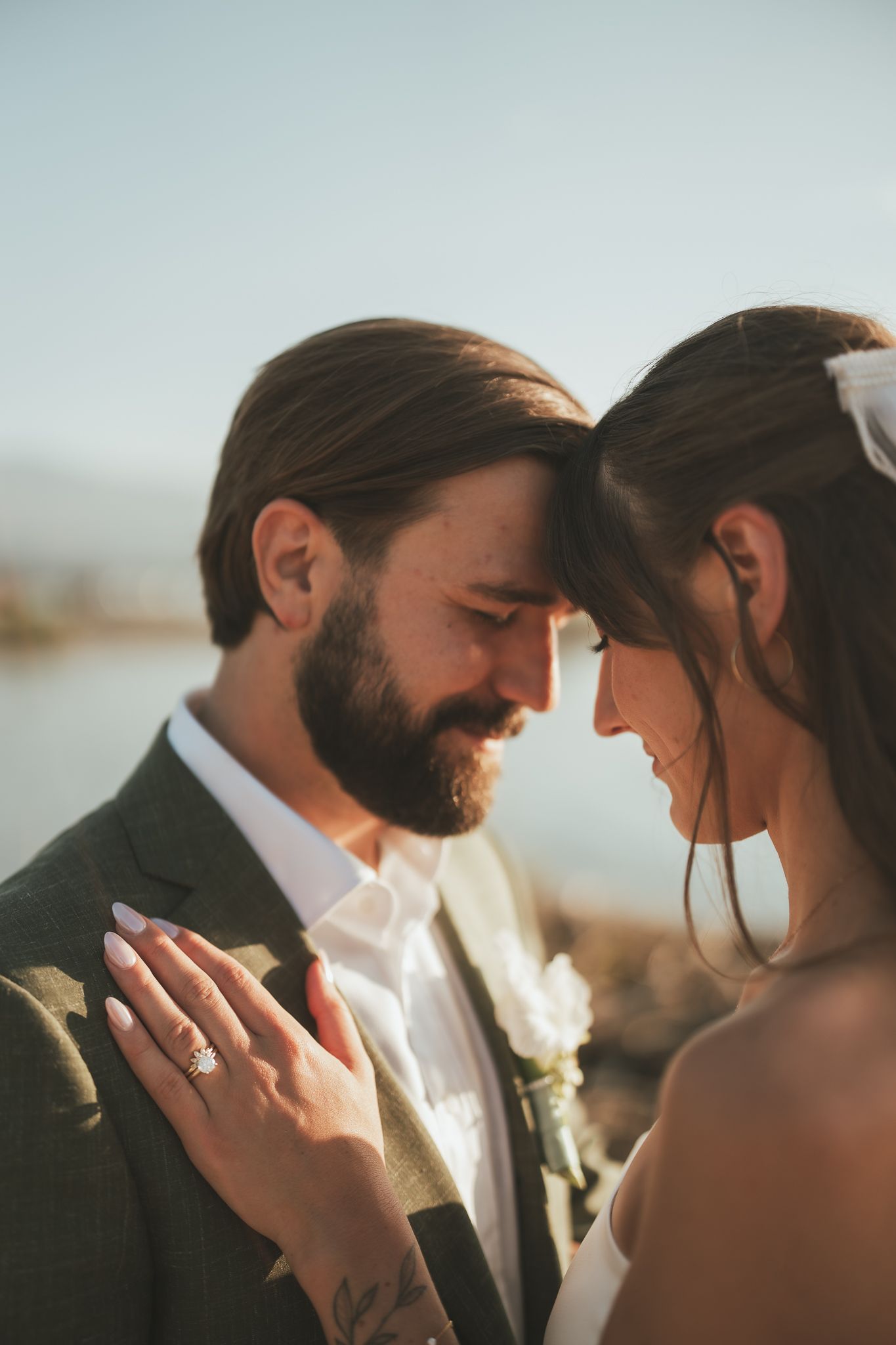 kelowna wedding photographer photography engagement elopement family maternity cheap affordable luxury okanagan bc