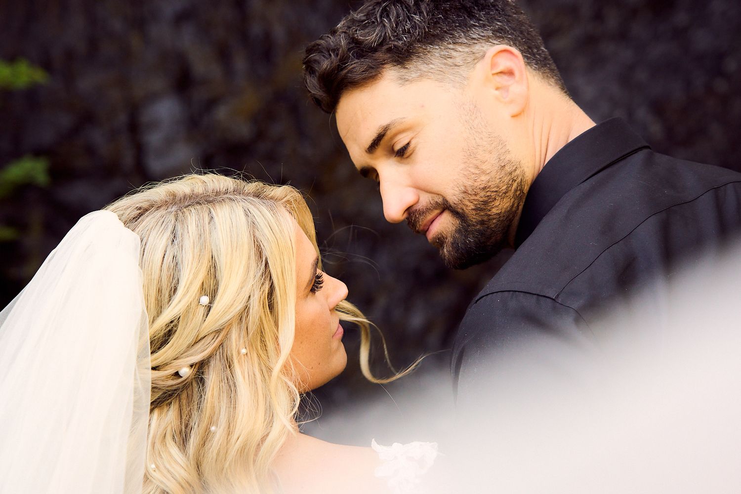 kelowna wedding photographer photography engagement elopement family maternity cheap affordable luxury okanagan bc