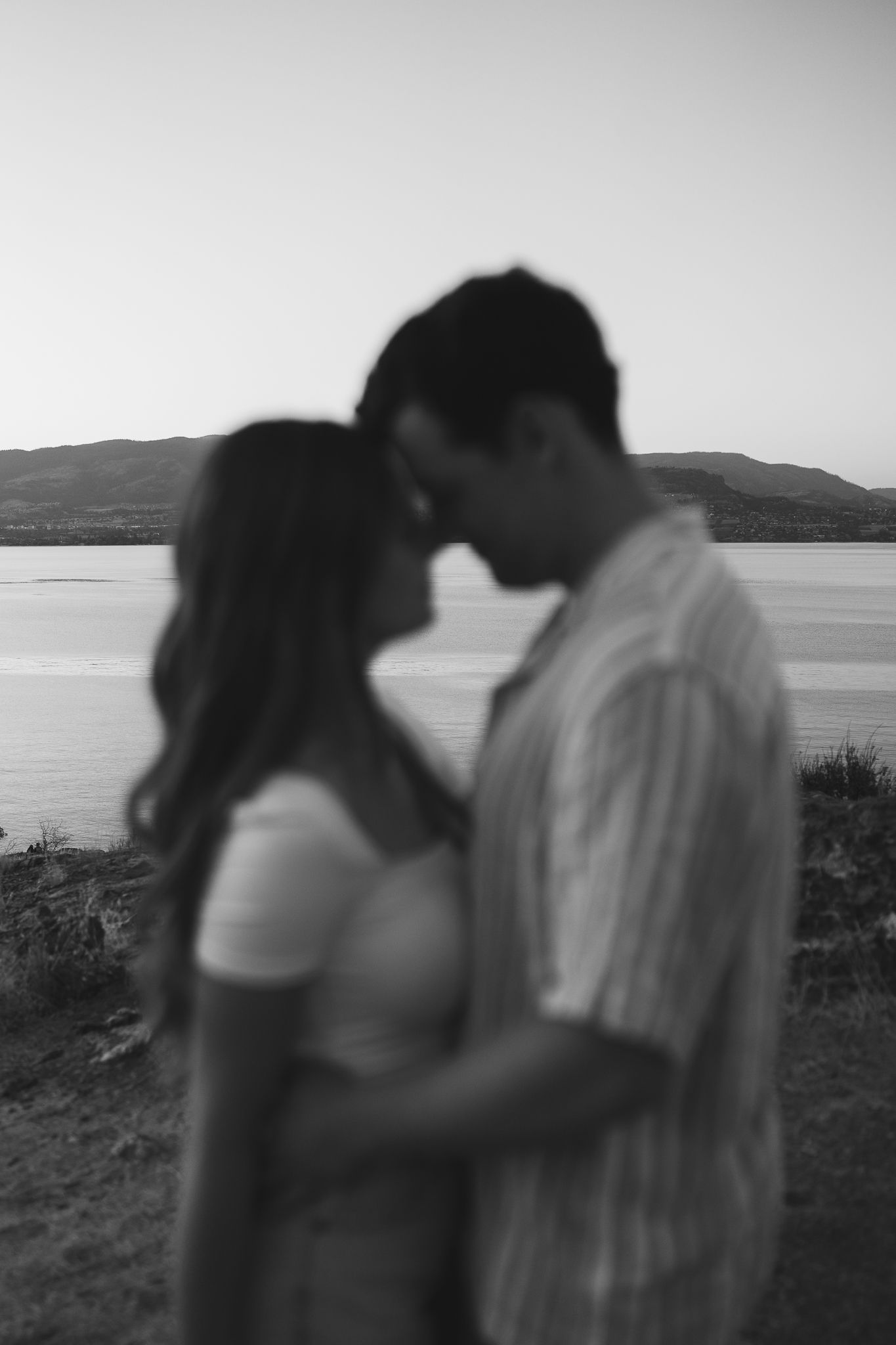 kelowna wedding photographer photography engagement elopement family maternity cheap affordable luxury okanagan bc