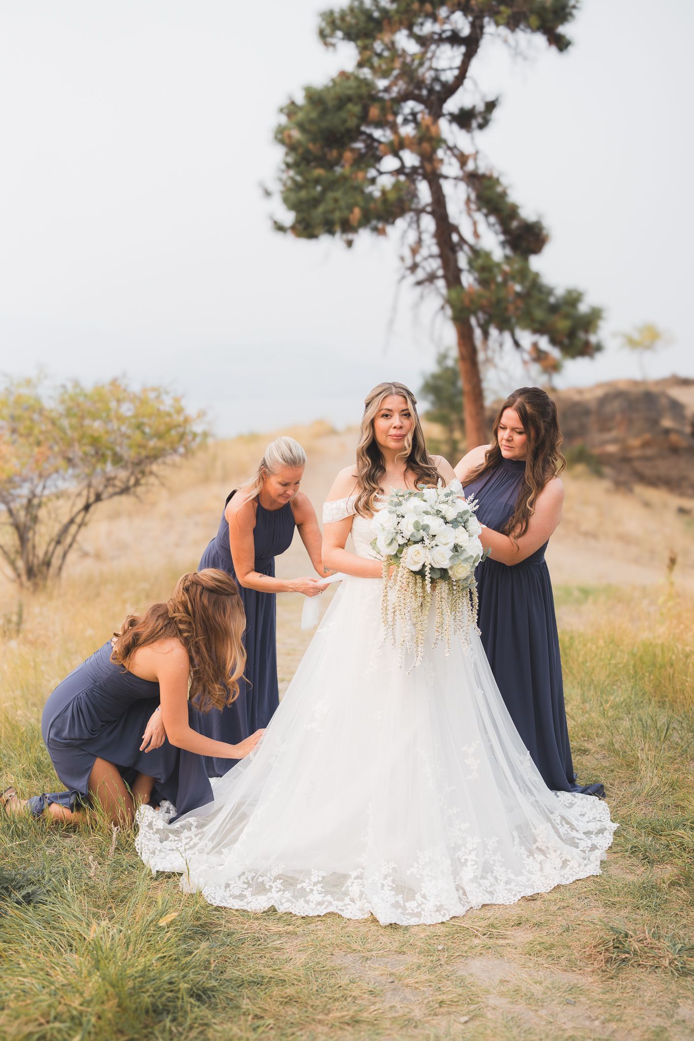 kelowna wedding photographer photography engagement elopement family maternity cheap affordable luxury okanagan bc