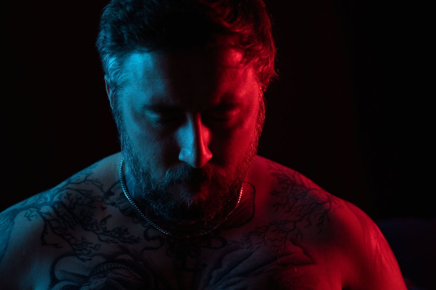 creative, moody portraits, dark columbia mo photographer portrait.