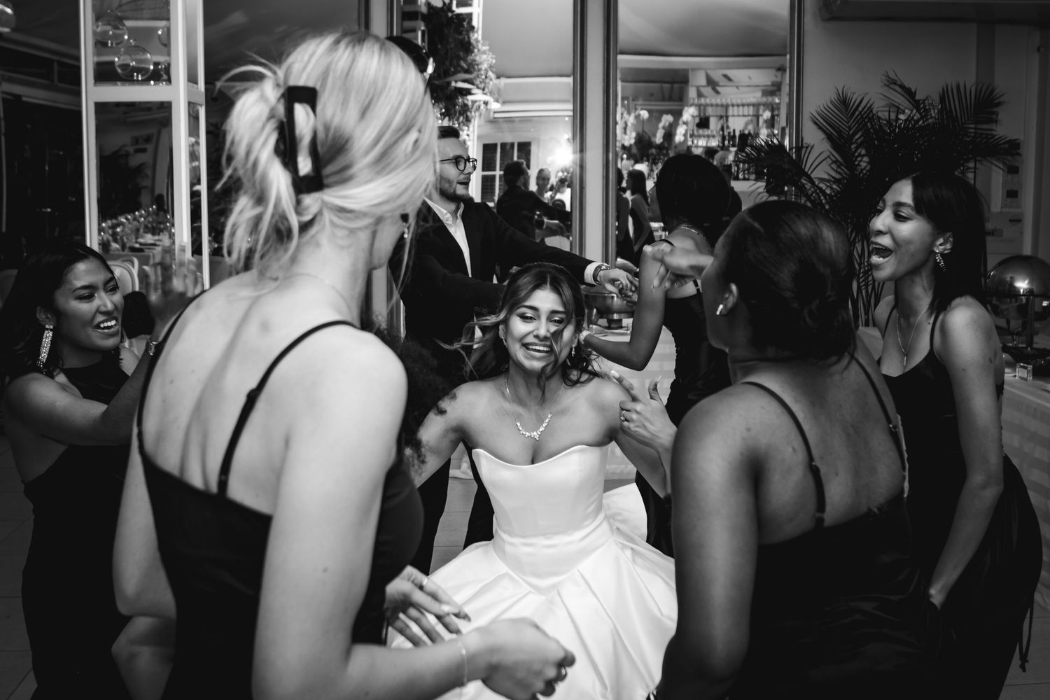 Cape Town wedding photographer, wedding photography Cape Town, candid wedding photography, natural wedding photos, modern wedding photograph