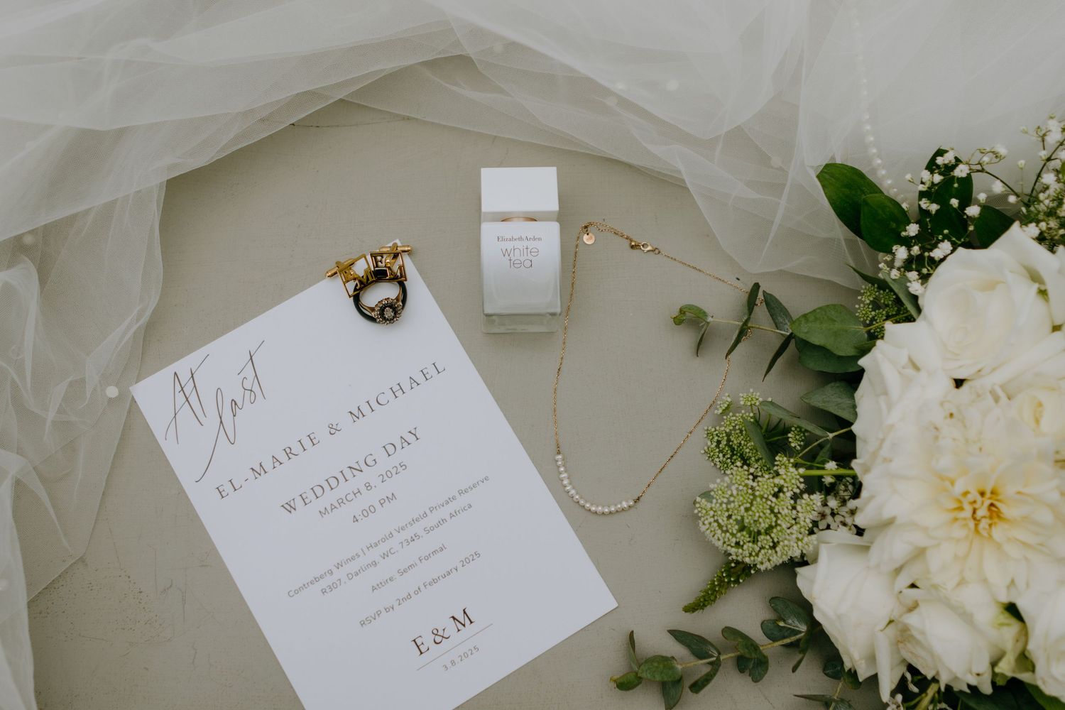 Cape Town wedding photographer, wedding photography Cape Town, candid wedding photography, natural wedding photos, modern wedding photograph