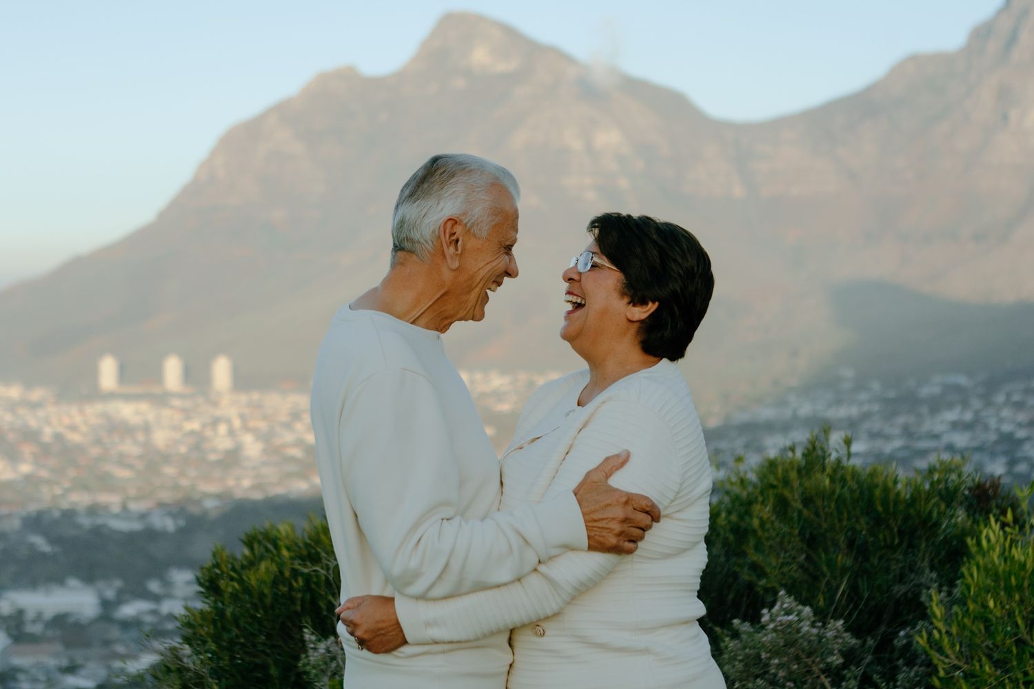 Cape Town wedding photographer, wedding photography Cape Town, candid wedding photography, natural wedding photos, modern wedding photograph