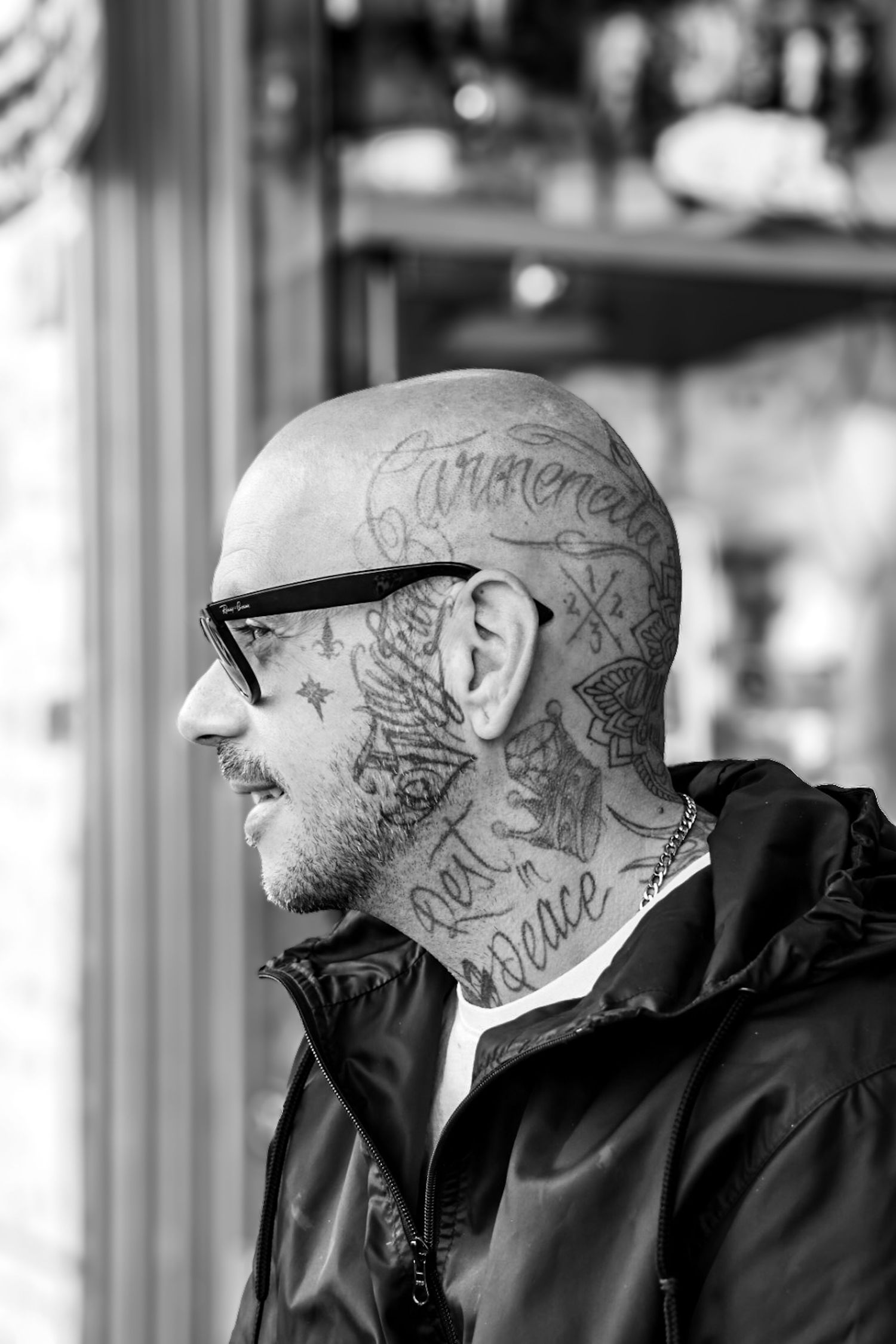 face tattoo's
Black and white photography 
Sharmaine Doesberg-Pex