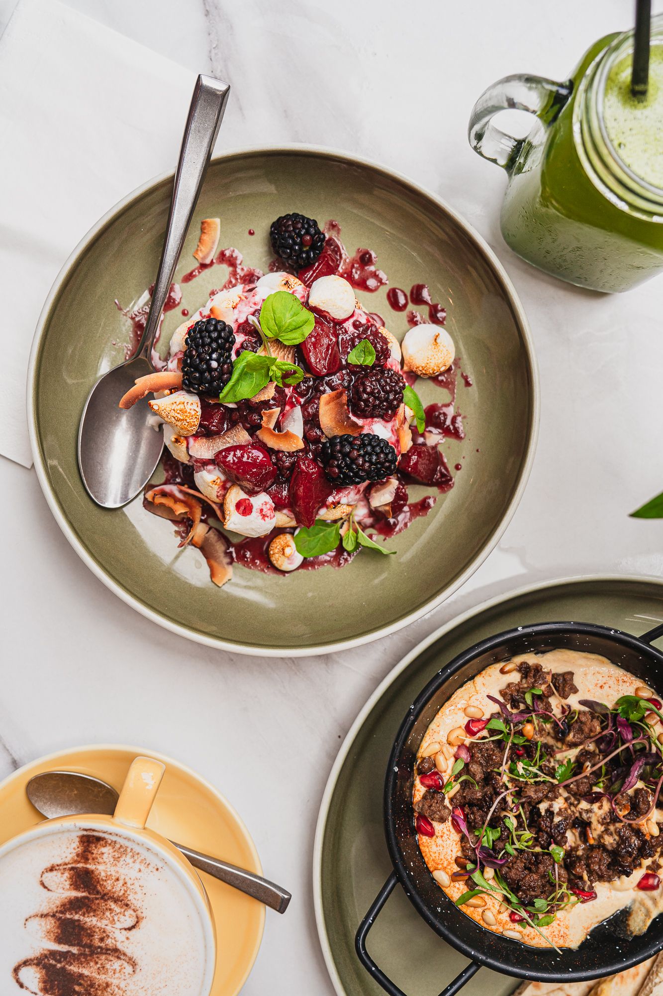 Restaurant photography, vegan pavlova