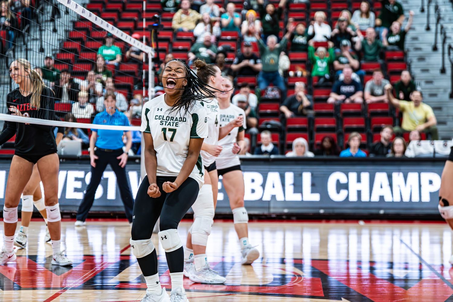 COLORADO STATE VOLLEYBALL TAKEN BY SARAH MICHELLE CREATIVE