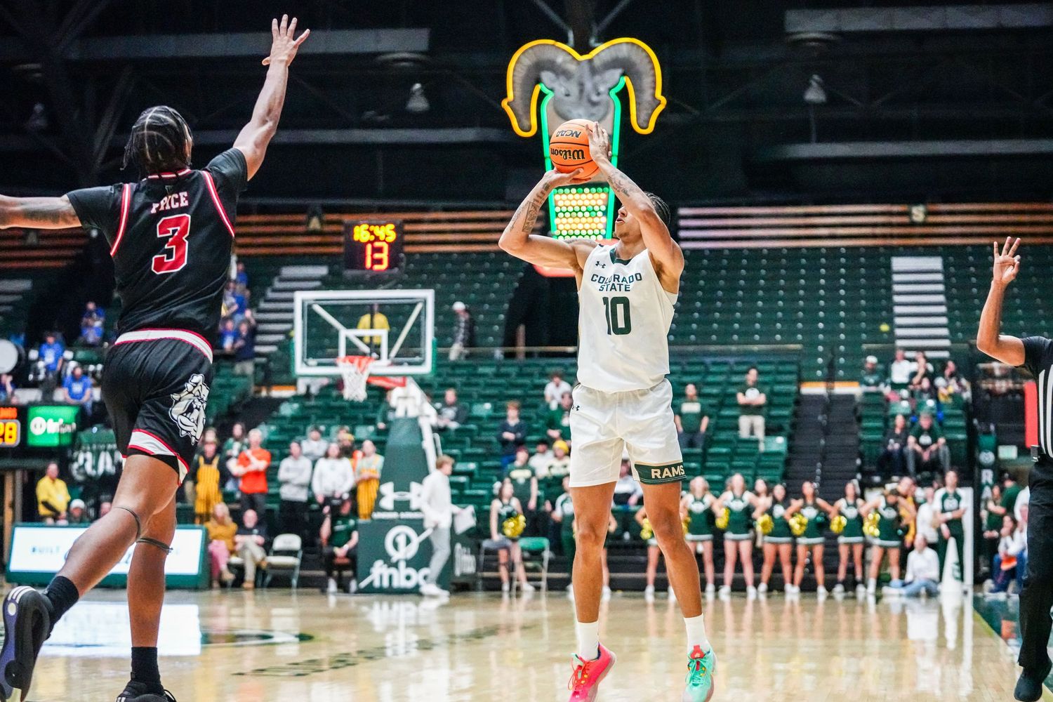 CSU BASKETBALL PORTRAIT TAKEN BY SARAH MICHELLE CREATIVE