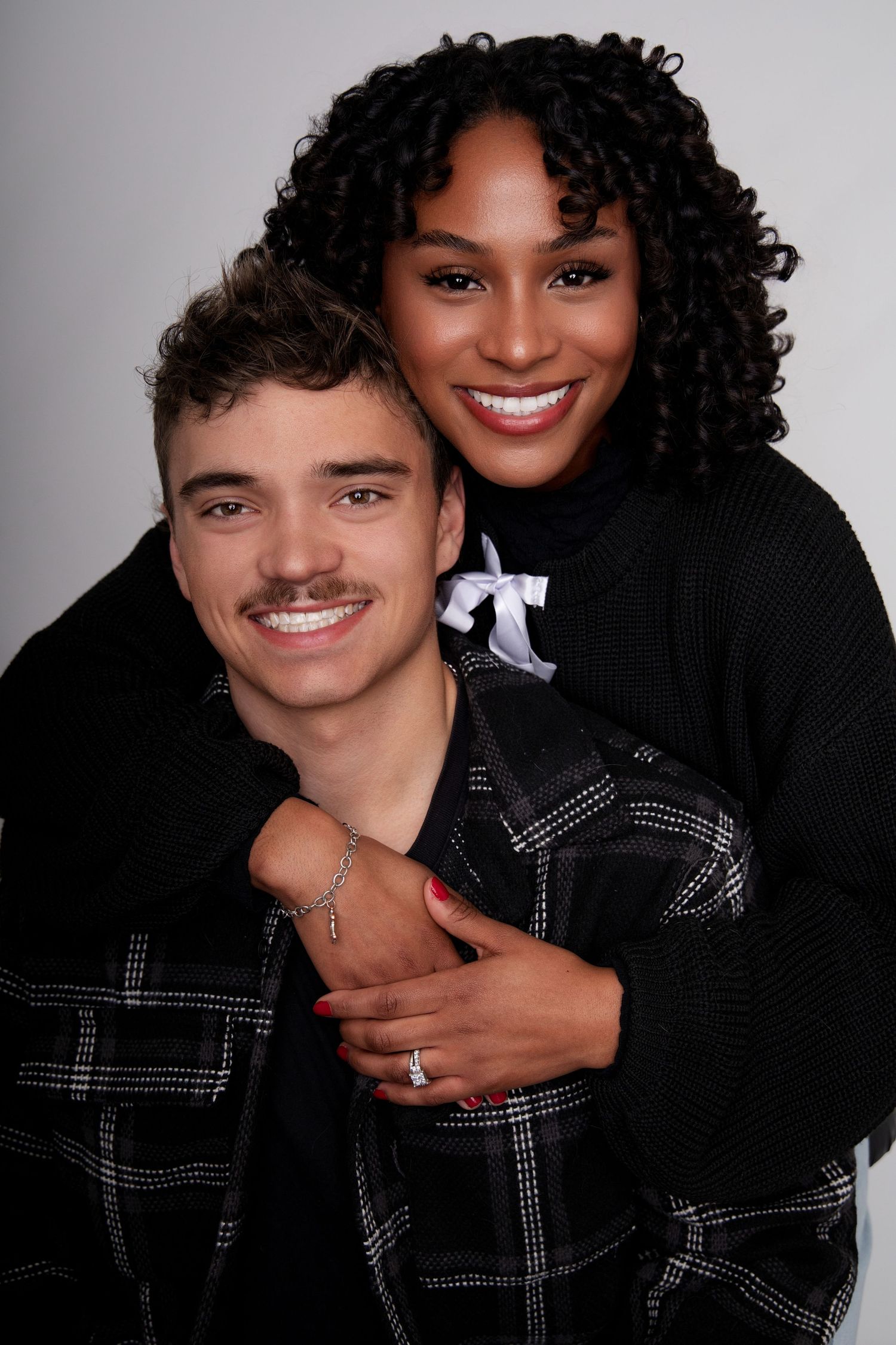 Celebrate your love with timeless couples portraits in Cedar City, Utah. Whether you’re newly engaged, celebrating an anniversary, or simply